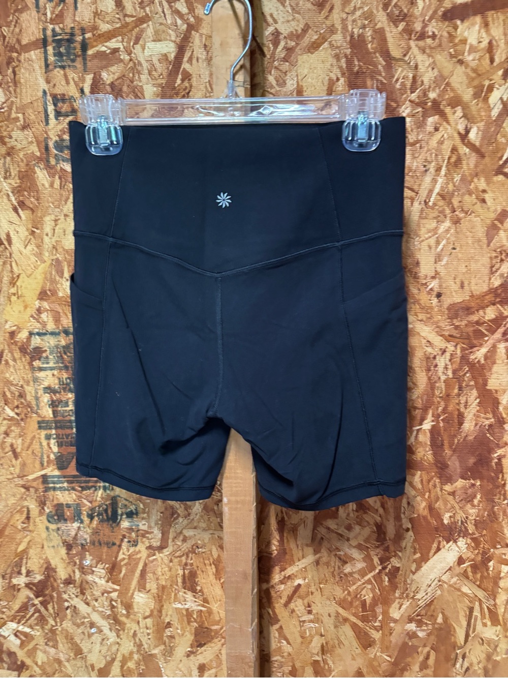Athleta Women’s Salutation Stash Pocket 7” Biker Shorts - Picture 7 of 7